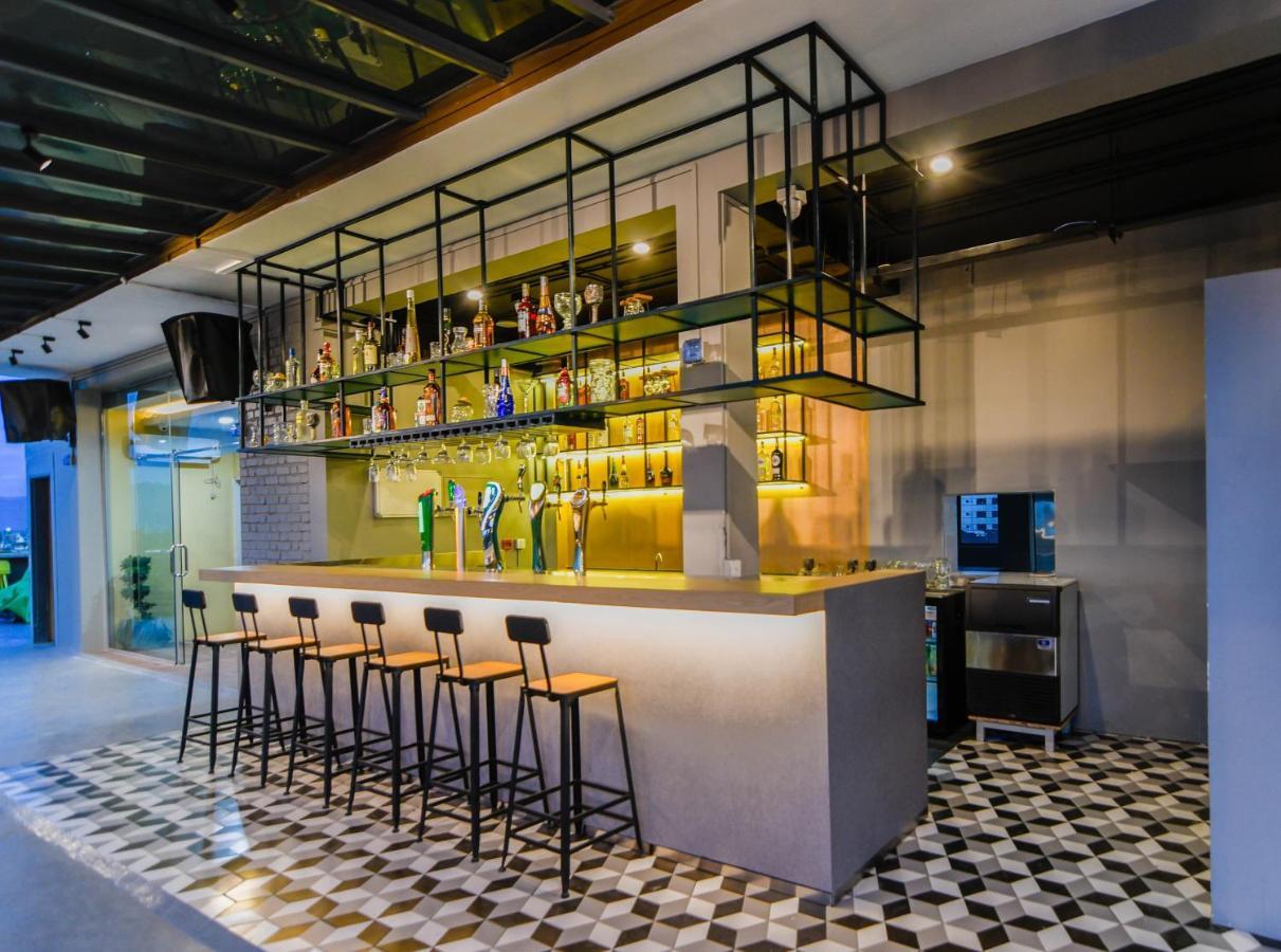 Hotel New Wave Mandalay Buitenkant foto