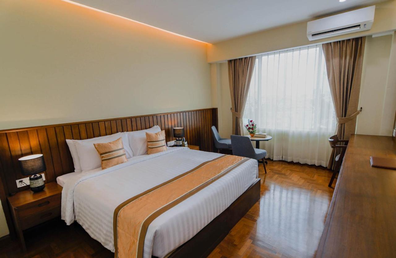 Hotel New Wave Mandalay Buitenkant foto