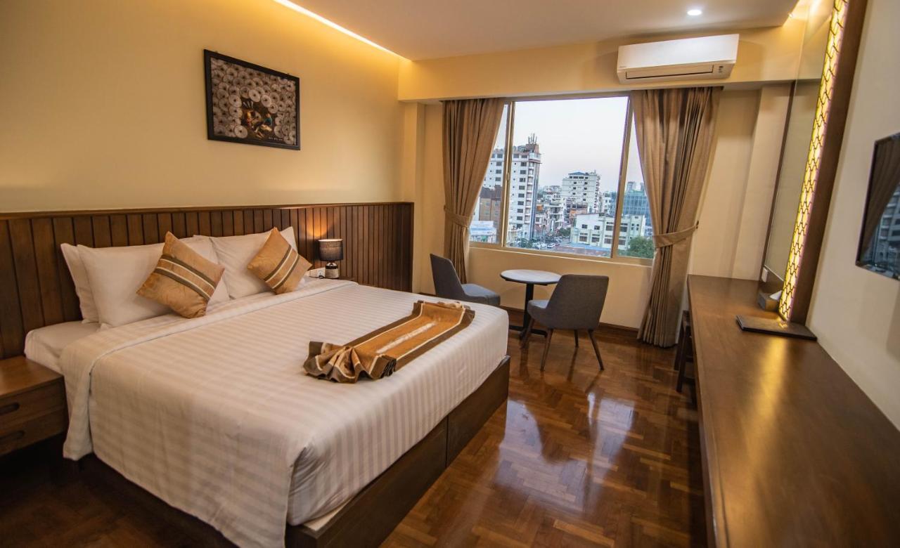 Hotel New Wave Mandalay Buitenkant foto