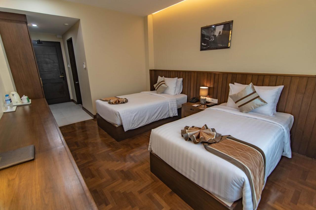 Hotel New Wave Mandalay Buitenkant foto