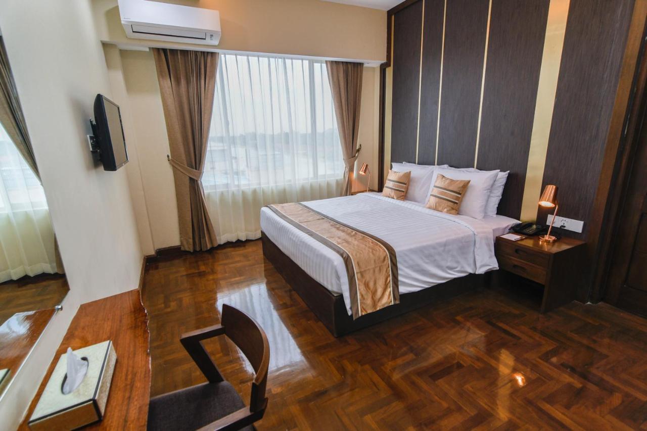 Hotel New Wave Mandalay Buitenkant foto